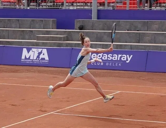 Zeynep Sönmez son 8’de