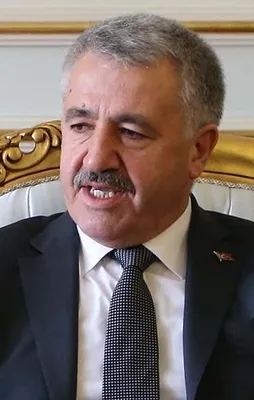 Arslan: Dünyanın en büyük köprüsünü yapacağız