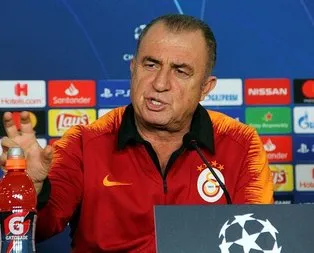 Fatih Terim kılıcı çekti