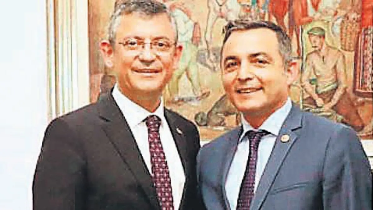 Manavgat yolsuzluk soruşturmasında külçe altın ve yüklü nakit ele geçirildi