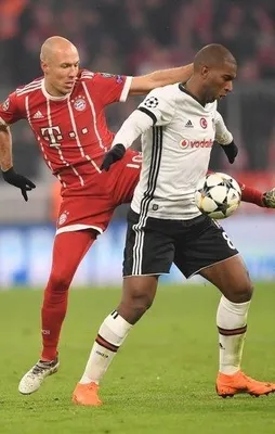 Robben geliyor!