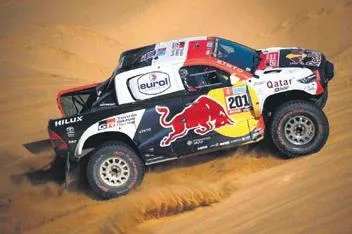 galatasarayda-buyuyen-kadro-krizi-cezali-ve-covid-19-geciren-futbolcular-zora-soktu-1641339240604.jpeg Galatasaray'da büyüyen kadro krizi! Cezalı ve Covid-19 geçiren futbolcular Aslan'ı zora soktu-17