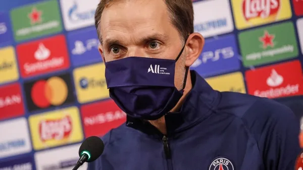 Başakşehir PSG ile oynanan maçta Webo’ya yapılan ırkçı saldırı sonrası dünyaya ders verdi-12