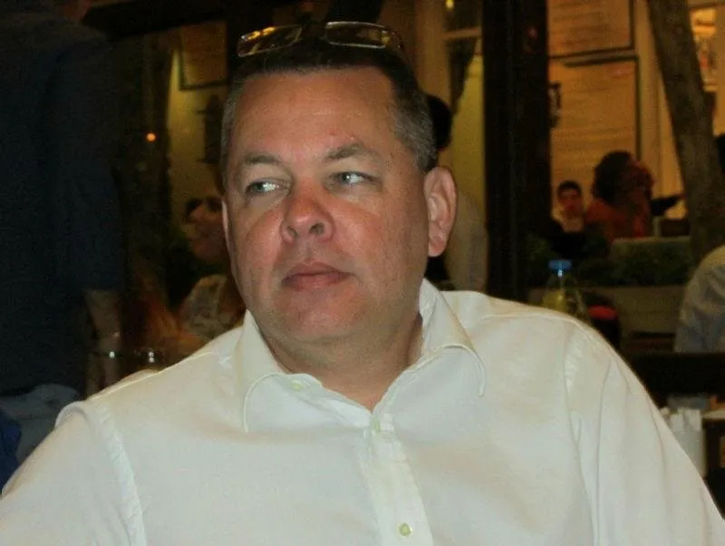 O papaz darbeden tutuklandı
