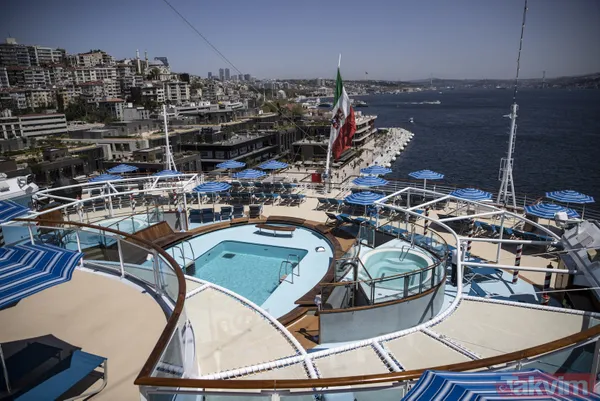 Türk limanlarına yanaşan en büyük yolcu gemisi Costa Venezia İstanbul'da! Bu yıl 250 cruise gemisi bekleniyor - 1