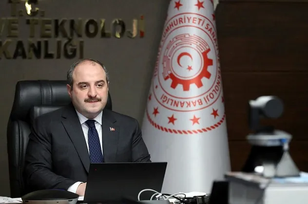 Bakan Varank: 27 bin istihdam oluşturacak 18 milyar TL'lik yatırımın önü açıldı