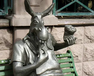 Eşeklik baki kalır!