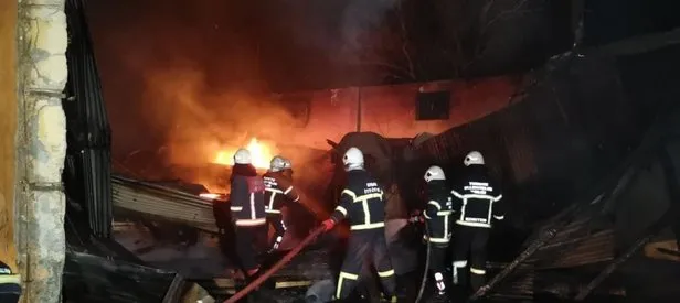 Tokat’ta palet fabrikasında yangın
