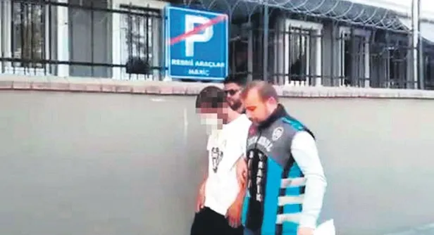 gaziantepte-kan-bagisina-karsilik-spor-ayakkabi-hediye-edilecegini-duyan-vatandaslar-etkinlik-meydanina-akin-e-1652821345958.jpeg Gaziantep'te kan bağışına karşılık spor ayakkabı hediye edileceğini duyan vatandaşlar etkinlik meydanına akın etti-5