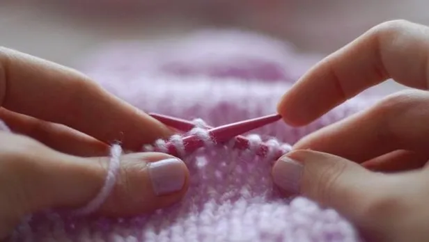 evde-emeklilik-firsati-ev-hanimlarina-emeklilik-sartlari-nelerdir-basvuru-sartlari-nelerdir-evde-el-sanatlari-ile-ugrasan-kadinlarin-sigortaliligi-1607692030130.jpg Evde emeklilik fırsatı! Ev hanımlarına emeklilik şartları nelerdir? Başvuru şartları nelerdir? (Evde el sanatları ile uğraşan kadınların sigortalılığı)-7