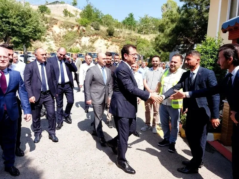 burak-korzay-ibbdeki-kirli-carki-anlatti-isfaltin-hakki-gasp-edildi-1788813574741.jpeg Burak Korzay İBB’deki kirli çarkı anlattı: İSFALT’ın hakkı gasp edildi, ihaleler bölündü iddiası-4