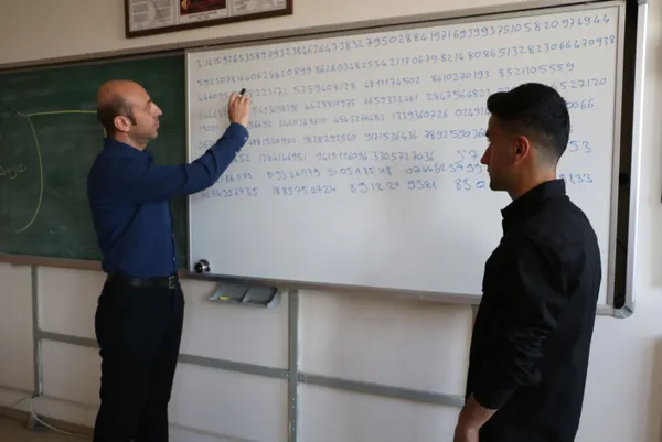 hakkari-yuksekovali-ogrenci-pi-sayisiyla-turkiye-rekoru-kirdi-1653032239089.jpg