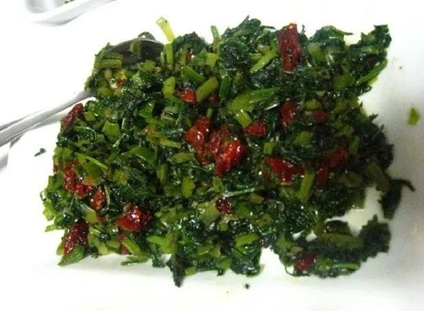 masterchef-ege-otlari-kavurmasi-tarifi-ege-otlari-kavurmasi-nasil-yapilir-malzemeleri-neler-1630696713365.jpg MasterChef Ege Otları Kavurması tarifi! Ege Otları Kavurması nasıl yapılır, malzemeleri neler?-4