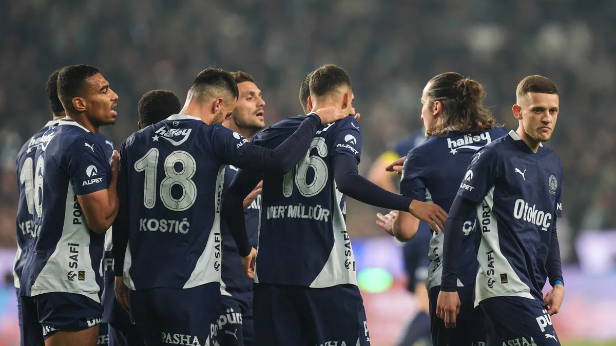 Tarihi başlangıç mutlu son! Konyaspor Fenerbahçe: 2-3 | MAÇ SONUCU