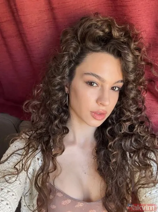 Su Burcu Yazgı Coşkun'dan Danimarka pozları: Kar altındaki kış stilini sergiledi - 6