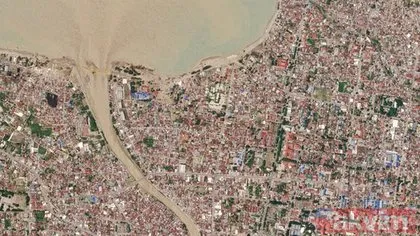 Endonezya’daki deprem ve tsunaminin verdiği hasar uydudan görüntülendi