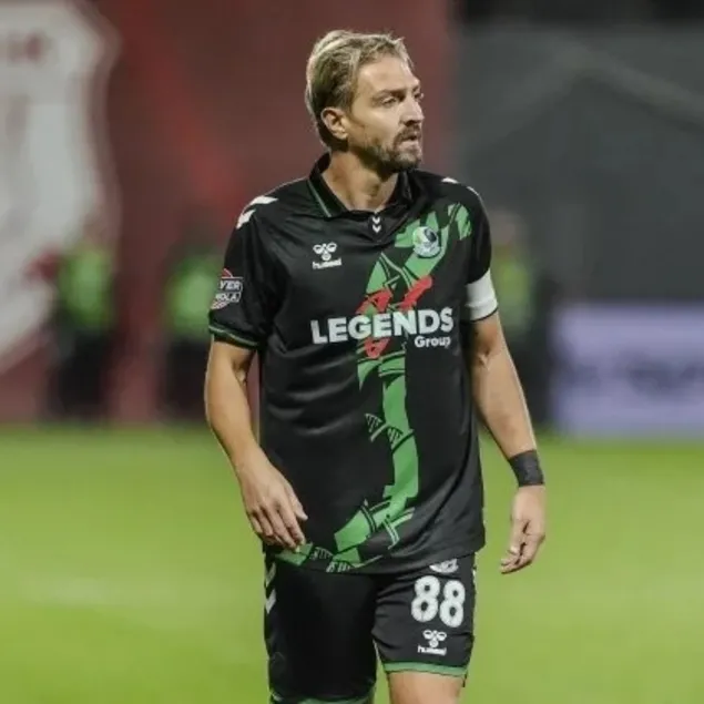 Sakaryaspor’da Caner Erkin krizi