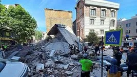 Son dakika: İstanbul Küçükçekmece’de 3 katlı bina çöktü! 7 kişi enkazdan sağ çıkarıldı... 1 kişinin cansız bedenine ulaştık