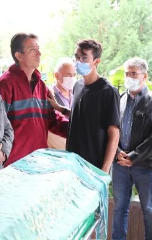 Olimpiyat şampiyonu Mete Gazoz anneannesini kaybettiği trafik kazasını anlattı: Vurduğu yerden 30 metre ileriye fırlatmış