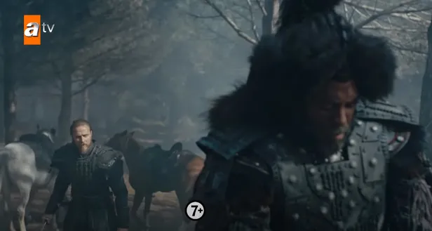 kara-saman-togay-geliyor-kurulus-osman-48-bolum-2-fragmaninda-tasallut-oluyor-basina-corap-orecek-1614671679830.jpg Kara Şaman Togay geliyor! Kuruluş Osman 48. bölüm 2. fragmanında tasallut oluyor başına çorap örecek-3