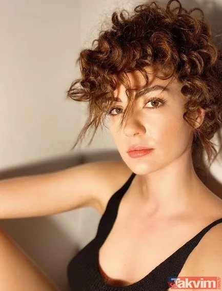 Burcu Özberk annesinin gençliğinin kopyası genetik kodlar iş başında! Burcu Özberk'in annesini görenler Burcu'yu unuttu - 17