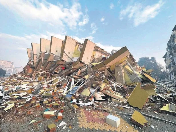 bosanma-asamasindaki-esini-canice-katleden-muhammer-gultas-sirra-kadem-basti-1678233032778.jpeg Boşanma aşamasındaki eşini canice katleden Muhammer Gültaş sırra kadem bastı-12