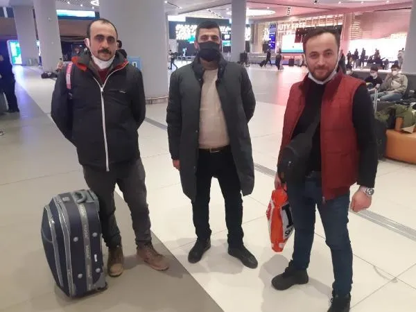 ukrayna-rusya-savasindan-kacan-turk-vatandaslarinin-tahliye-ucuslari-devam-ediyor-1646372829195.jpeg Ukrayna-Rusya savaşından kaçan Türk vatandaşlarının Türk Hava Yolları'nın özel uçuşlarıyla tahliyesi sürüyor-2