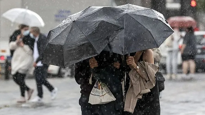 HAVA DURUMU | Meteoroloji kuvvetli yağış için saat verdi: Hazırlıklı olun | 5 bölge için alarma geçildi! Yarın gece yarısına kadar...-7