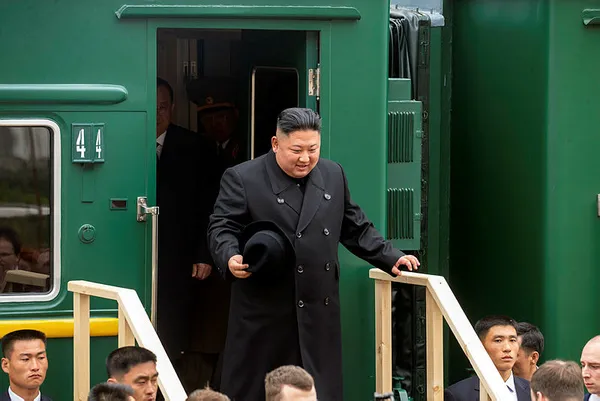 son-dakika-kim-jong-unun-yegeninin-cia-tarafindan-koruma-altina-alindigi-iddia-edildi-1606119337676.jpg SON DAKİKA: Kim Jong-un'un yeğeninin CIA tarafından koruma altına alındığı iddia edildi-4