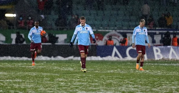 Rize mağlubiyeti sonrası morali bozulan oyuncularına Abdullah Avcı'dan canlandıran konuşma