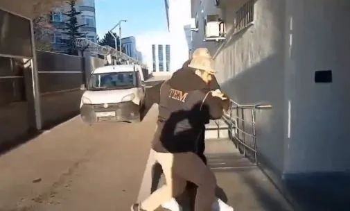 Son dakika: DEAŞ'a 9 ilde eş zamanlı operasyon: 28 kişi yakalandı-4