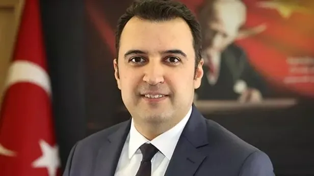iskur-genel-muduru-samet-gunes-kimdir-kac-yasinda-nereli-samet-gunes-hayati-ve-biyografisi-hangi-gorevlerde-bu-1691735498915.jpeg Samet Güneş hayatı ve biyografisi! Hangi görevlerde bulundu? İŞKUR Genel Müdürü Samet Güneş kimdir, kaç yaşında, nereli?-2