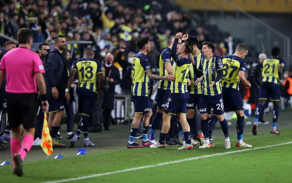 1640696841897.jpg Fenerbahçe sosyal medyada devleri solladı! 2021'in en iyi ilk 5'inde...-4