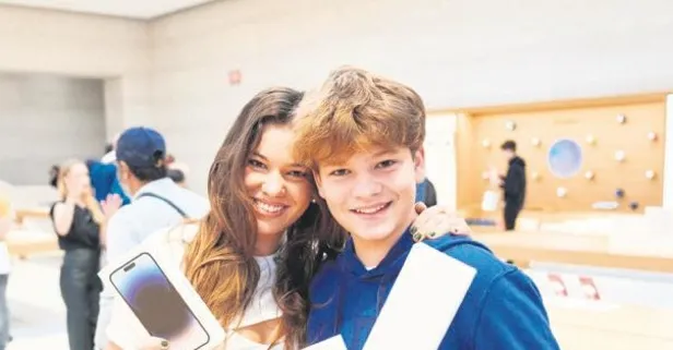 Üniversiteliye yarı fiyatına vergisiz telefon fırsatı