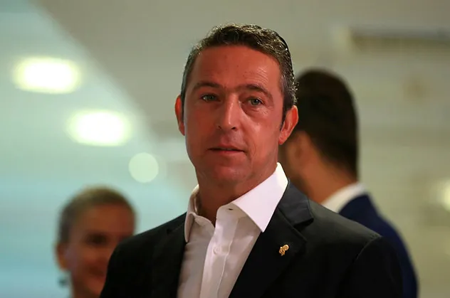 Ali Koç'un 'halı' dediği Aatif'ın seccadesiymiş