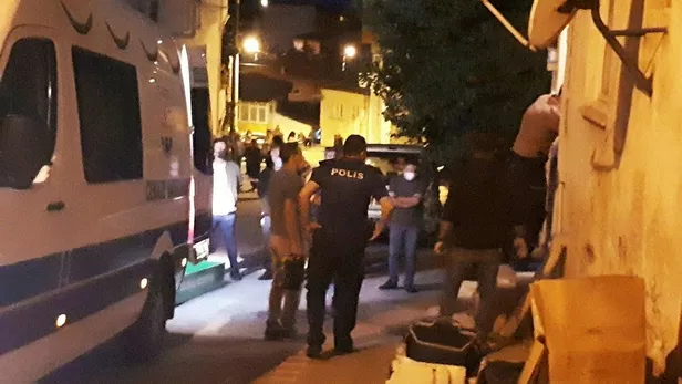 canakkalede-vahset-annesinin-basina-keserle-vurarak-oldurdu-1631822366896.jpeg Çanakkale'de vahşet! Annesinin başına keserle vurarak öldürdü-2