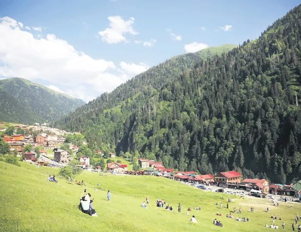 Karadeniz'e tatilci akını! Doğa tatiline ilgi duyanlar akın etti - 5