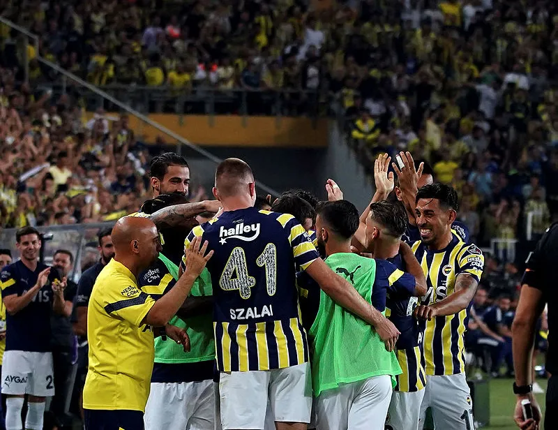 Listede şok bir isim de var! İşte Fener’den gönderilecekler