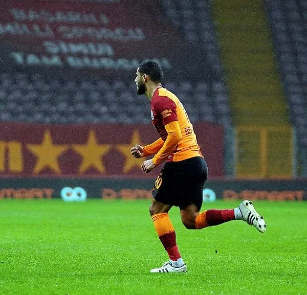 Galatasaray'dan eski yıldızı Belhanda'ya sansür: Gollerini yayınlamadılar-5