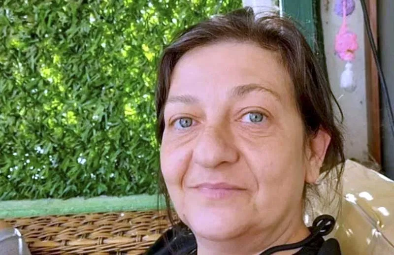 Boşansa da soyadını mezara kadar taşıdı! Ayşen Gruda’yı eski eşiyle aynı sahnede buluşturan 40 yıllık dilek... - 11