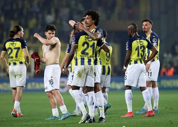 penalti-karari-dogru-mu-erman-toroglu-fenerbahce-goztepe-macinin-ardindan-yorumladi-1650145272425.jpeg