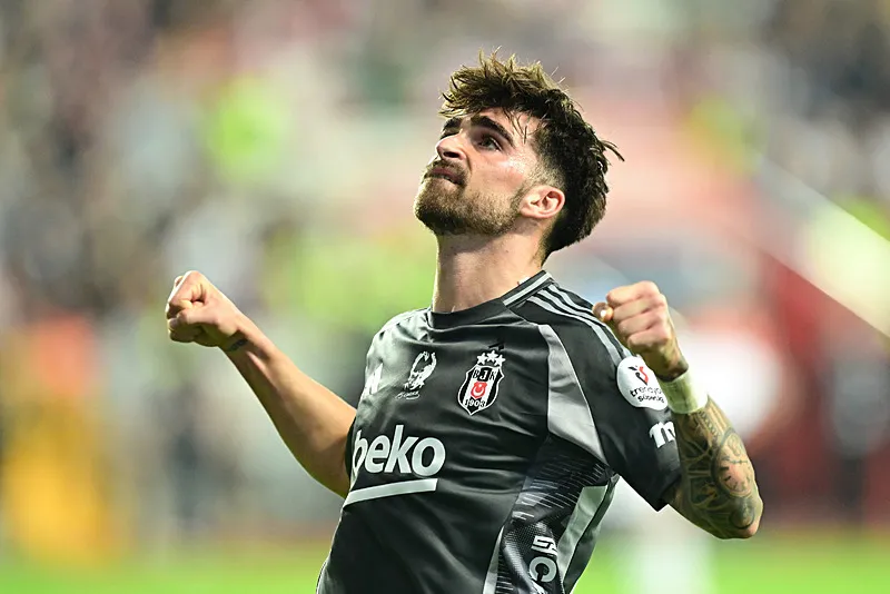 Beşiktaş'ın Antalyaspor maçı sonrası şok yorum! "Sergen'in ihaneti" - 3
