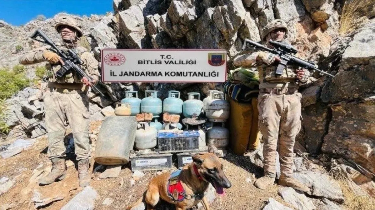 Bitlis kırsalında PKK'ya darbe: Çok sayıda yaşam malzemeleri ele geçirildi