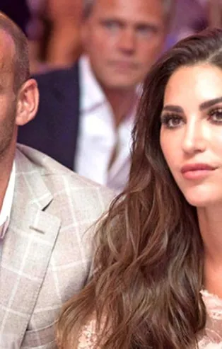 Yolanthe Cabau ile Wesley Sneijder, para kazanırken methiyeler düzdükleri Türk medyasını şimdi ise karalamaya başladı!