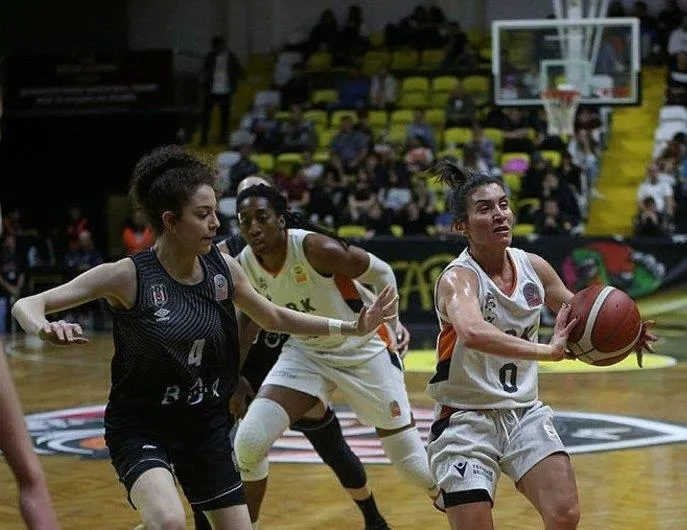 ÇBK Mersin finale çıktı