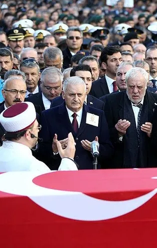 Şehit Emniyet Müdürü Altuğ Verdi son yolculuğuna uğurlandı
