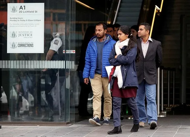 Yeni Zelanda’da camilere saldıran terörist hakim karşısında-1