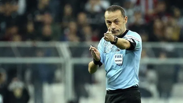 Süper Lig'de ikinci yarı heyecanı başlıyor: 20. haftanın hakemleri açıklandı!-4