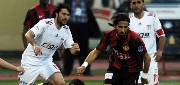 Es-Es’ten muhteşem geri dönüş!