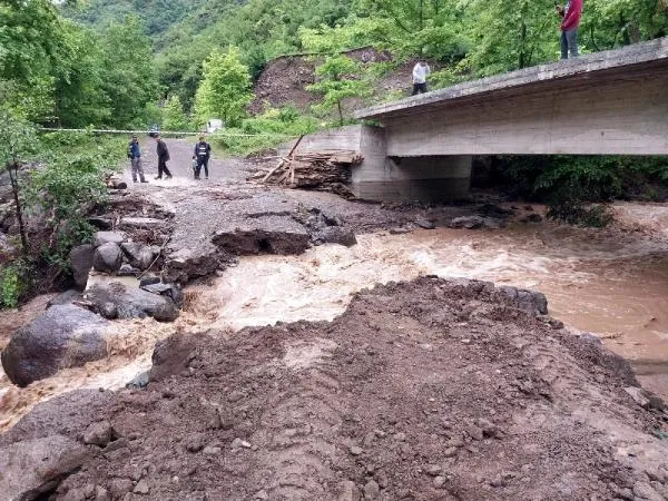 HAVA DURUMU | Meteoroloji ve AFAD'dan kritik uyarı! İki ilde okullar tatil edildi-15